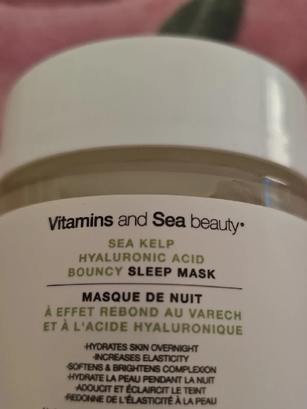 Sea Kelp Hyaluronic Acid Bouncy Sleep Mask - White
